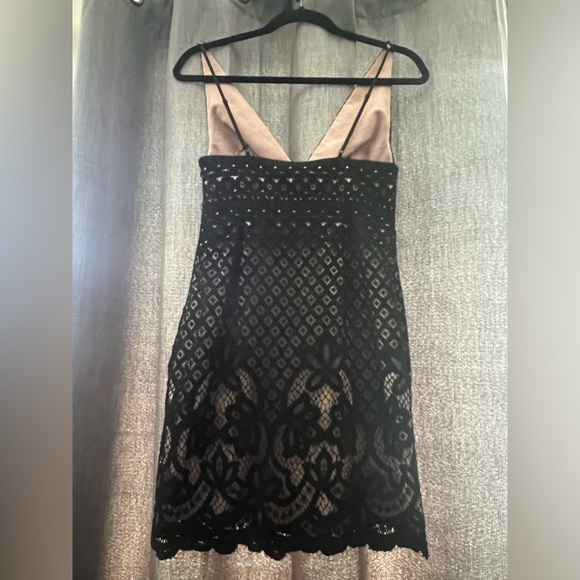 Stylestalker LANI MINI DRESS Small WORN ONCE LIKE NEW/EXCELLENT CONDITION - Picture 4 of 8